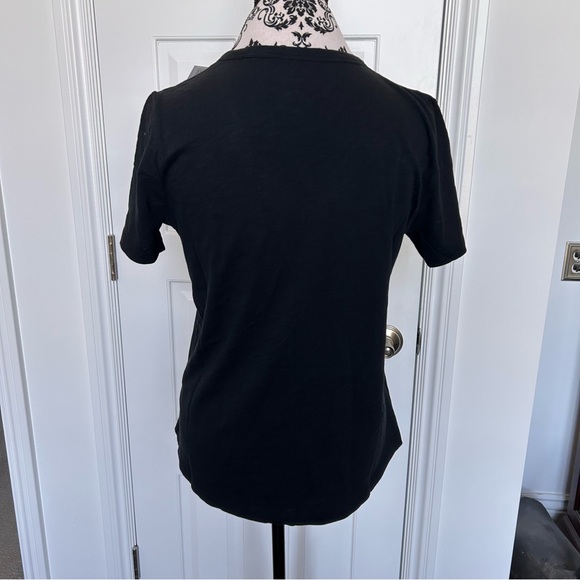 NWT Vineyard Vines Sz M Outlet Slub v-neck tee shirt - Picture 4 of 6